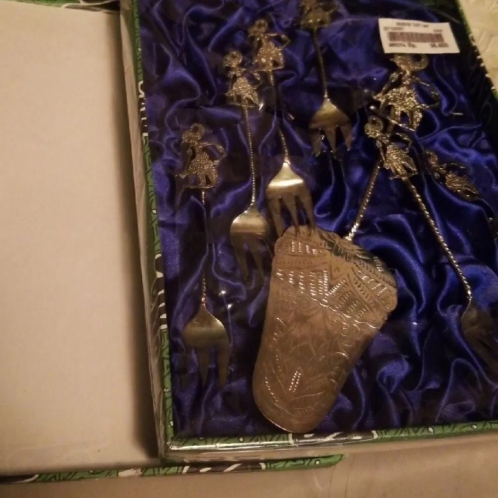 Sendok Silver Tart Serving Set